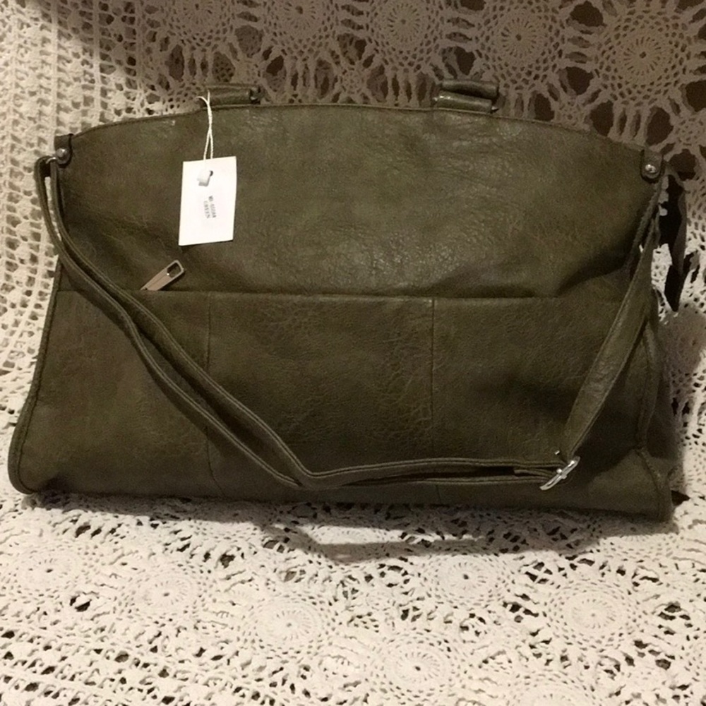 Final Sale Over Size New Green Bag